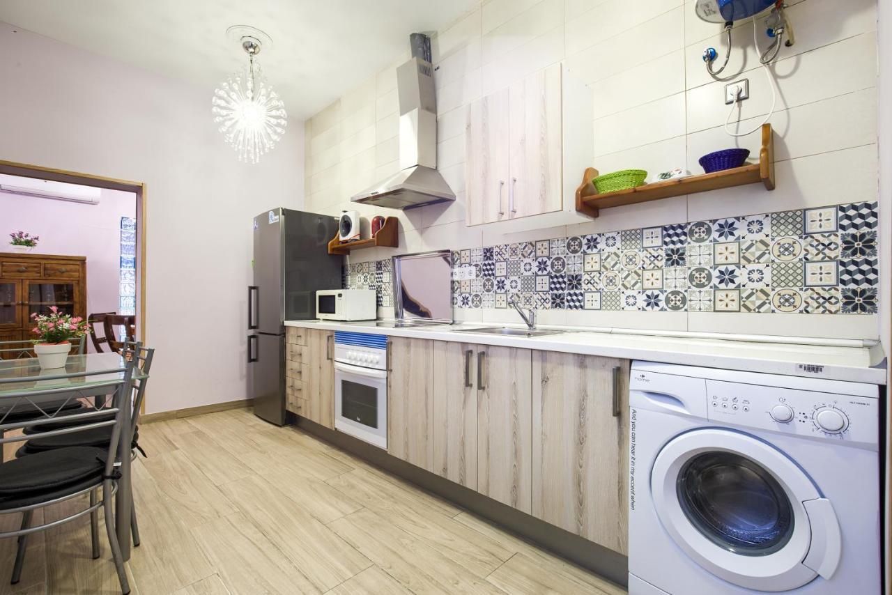 Charming Tirso De Molina I Apartment Madrid Luaran gambar